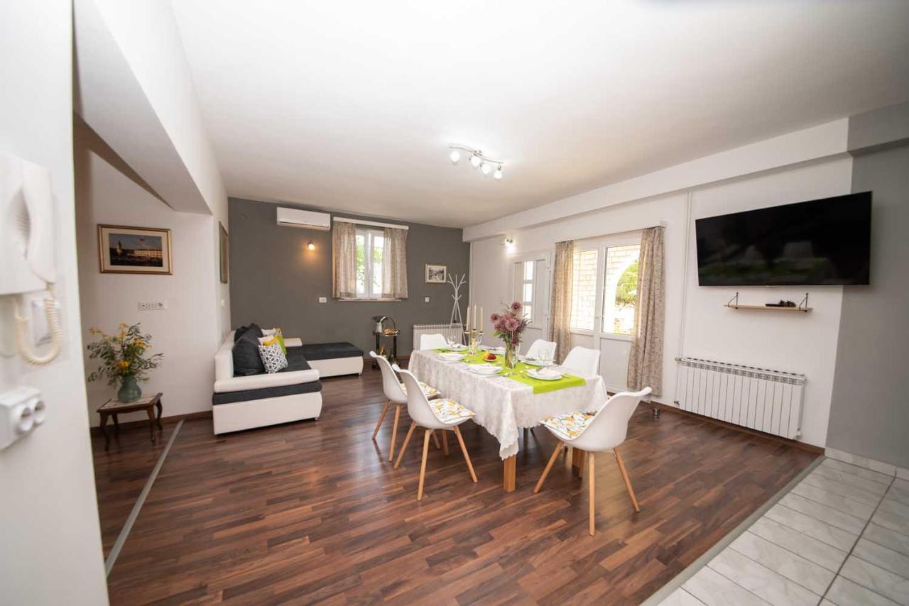קסטב Apartman Mjeda מראה חיצוני תמונה